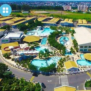 Apartamento Lacqua Diroma, Caldas Novas